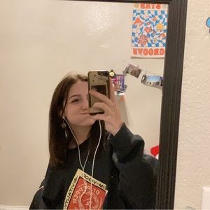 Meet your Posher, Hailei